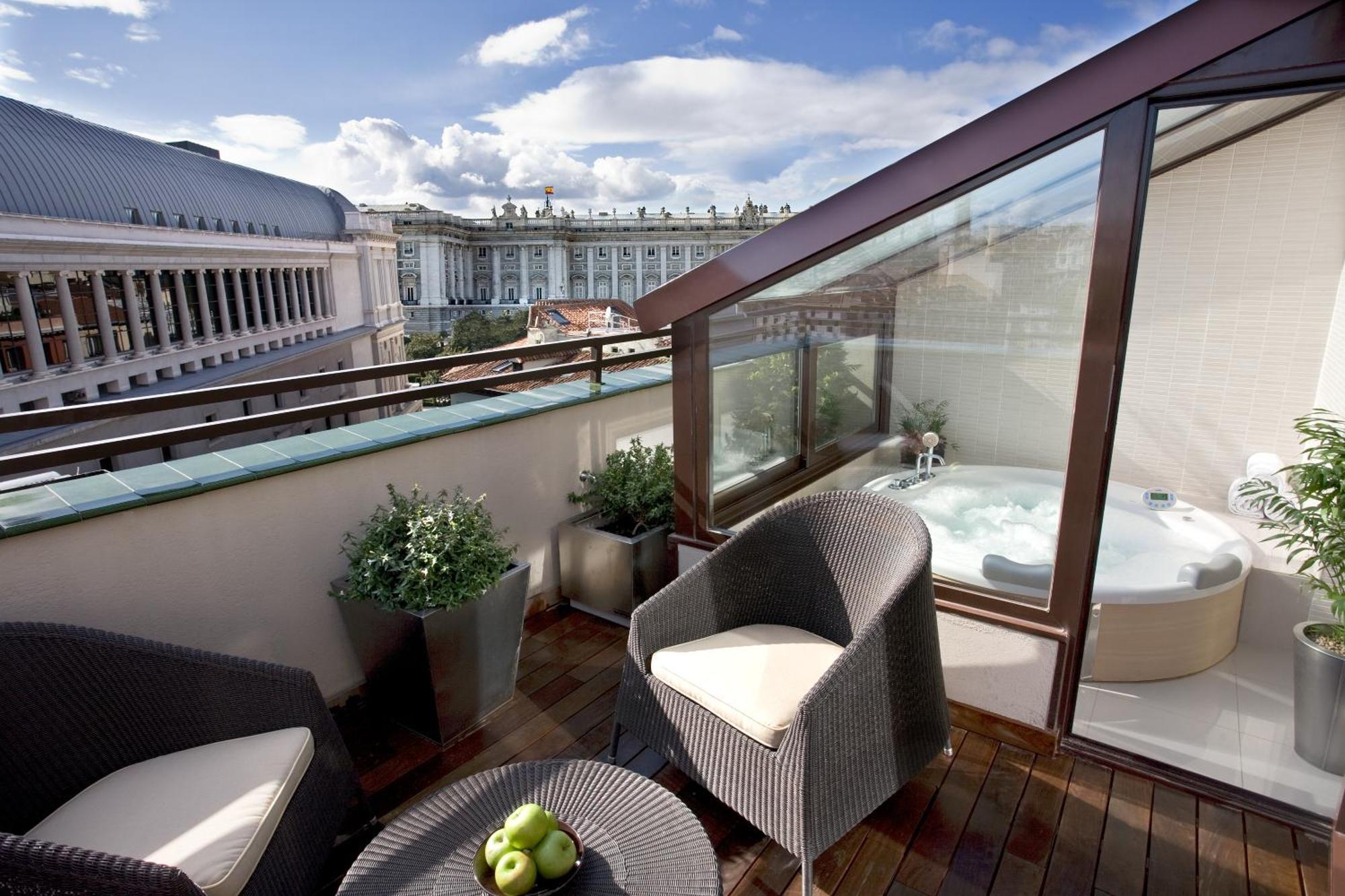 Double Room Terrace Spa Bath,218834369:JPEG
